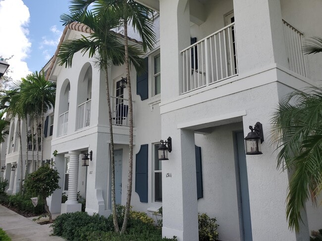 Photo - 1317 Piazza Pitti