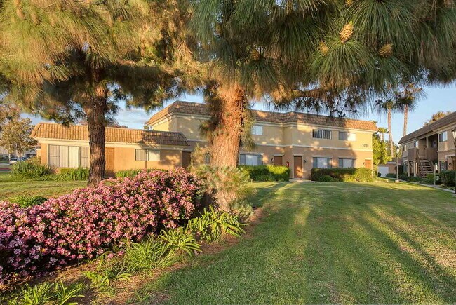 Photo - Monterey Villas