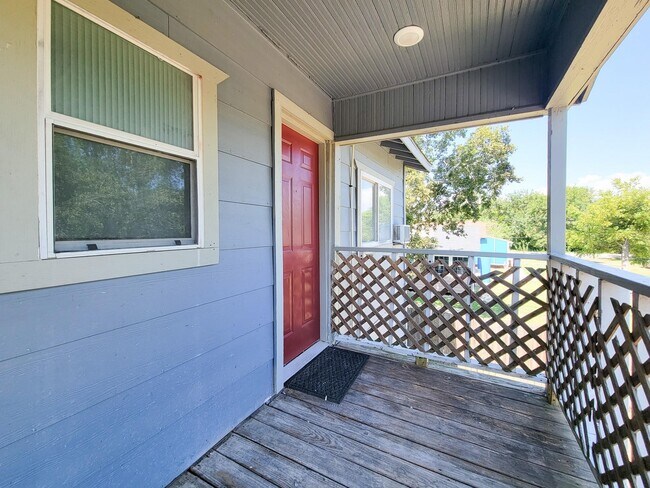 Photo - 711 Ave A Ave Unidad 4