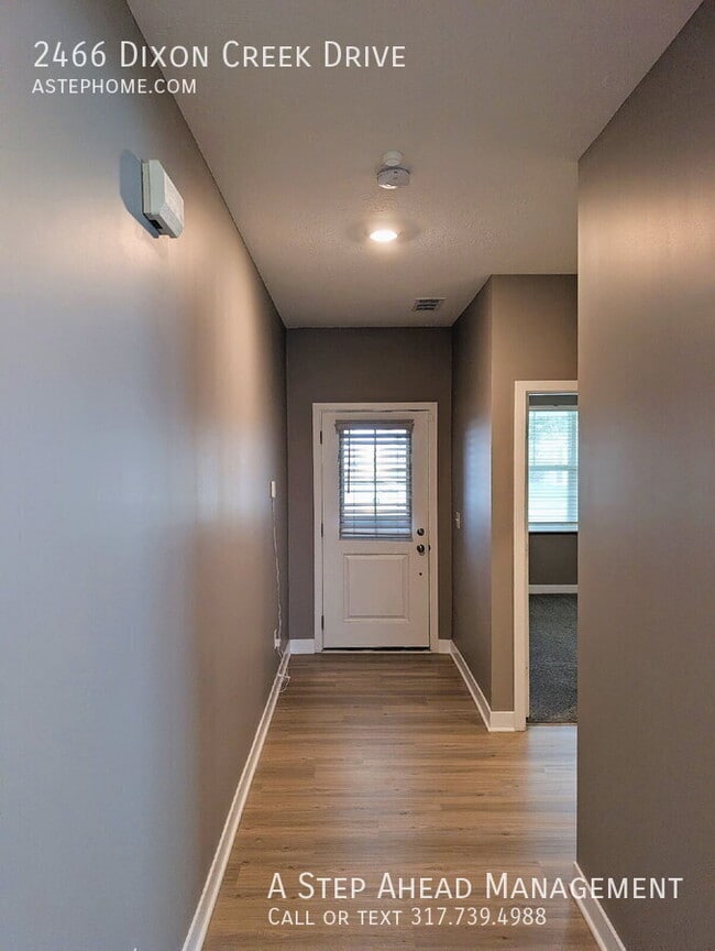 Photo - 2466 Dixon Crk Dr