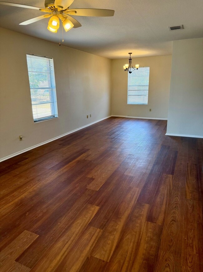 512 Karen Dr Unit 512