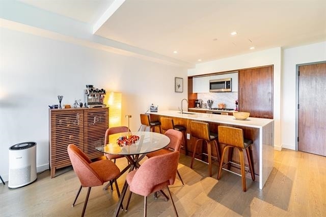 Photo - 75 Park Ln S Unit 406