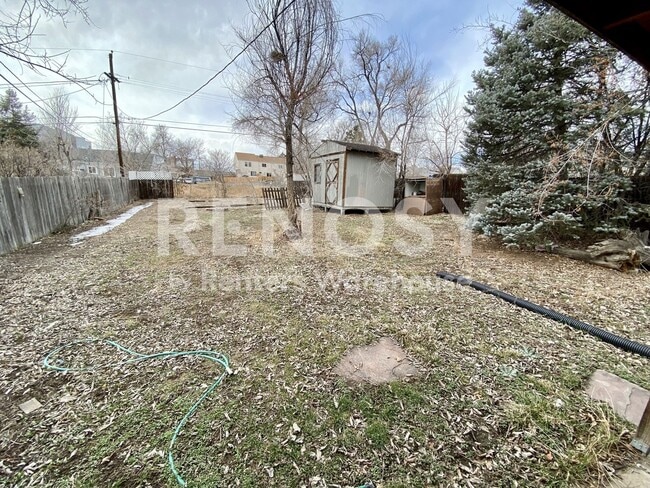 Photo - 1263 Ames St