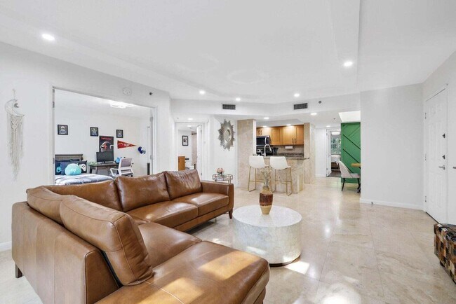 Building Photo - 3143 Clint Moore Rd Unit 107