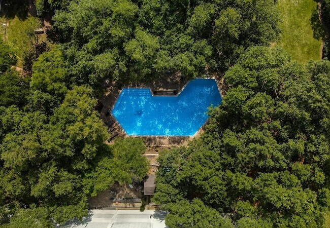 Photo - 3883 Turtle Creek Blvd Unidad 1712