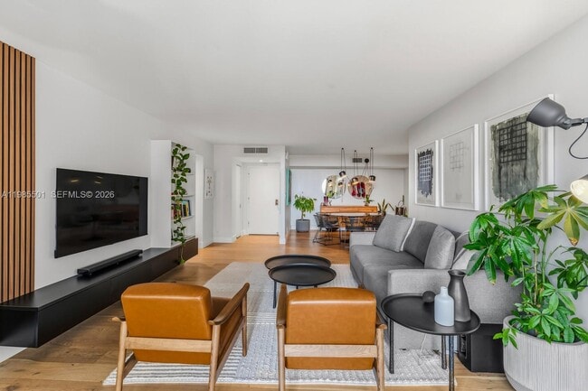 Photo - 1111 Crandon Blvd Unidad A405