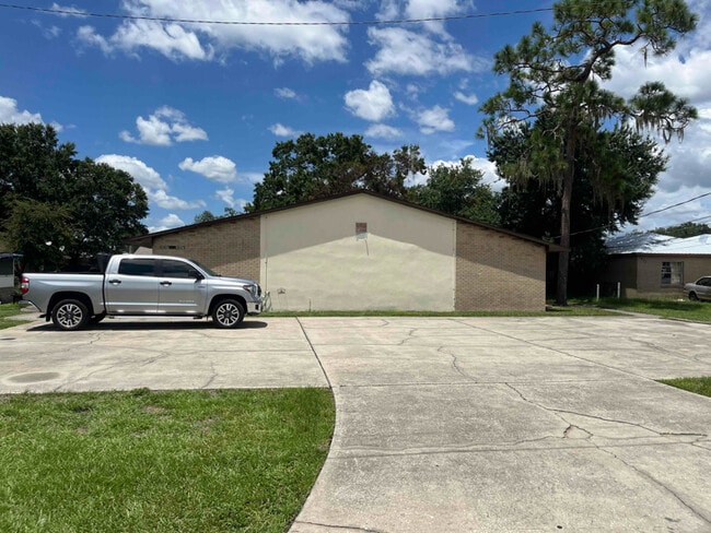 Building Photo - 3067 St Paul Dr Rental