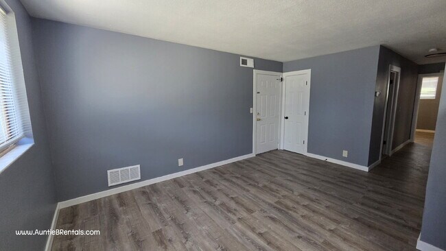UPDATED 2 Bedroom 1 Bath with an office  Columbia Heights