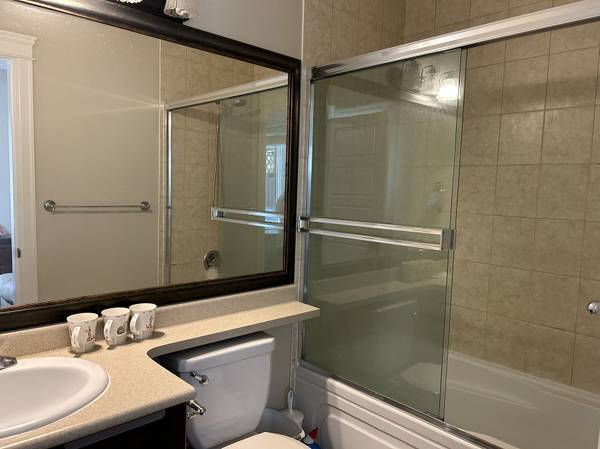 Photo - 1752-156A 156a St