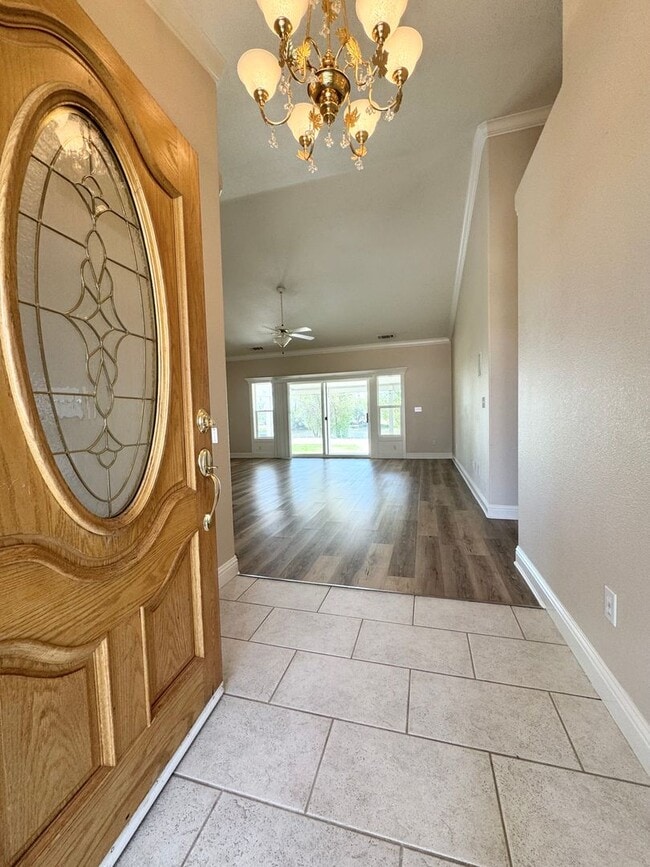 Photo - Relax and Enjoy Peaceful Lake Views!