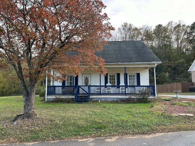 Building Photo - 302 Catawba Ave