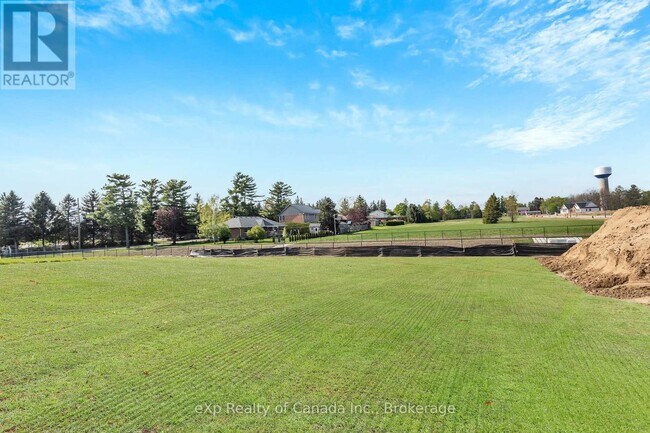 Photo - 9 Clover Ln