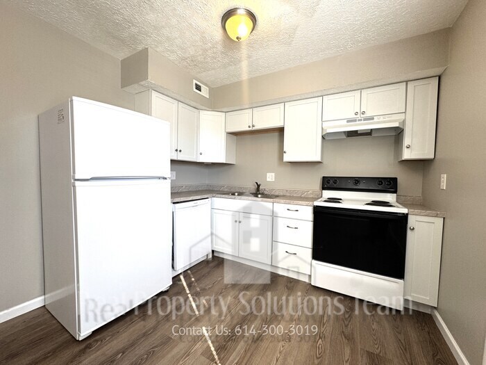 Photo - 2637 Sandbury Blvd