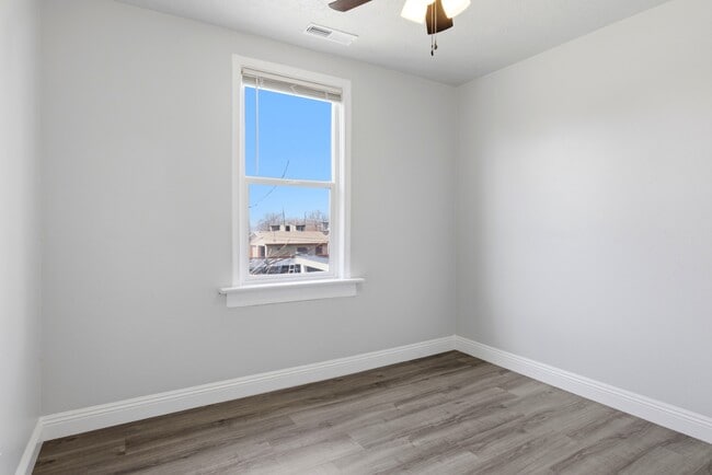 Photo - 1060 Sullivan Dr Unit 1