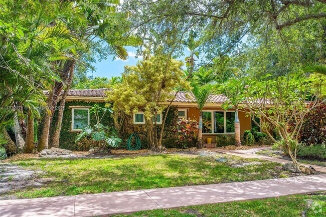 Building Photo - 614 San Servando Ave Rental