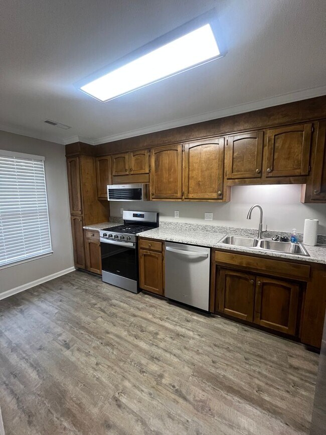 Photo - 19 Somersett Dr