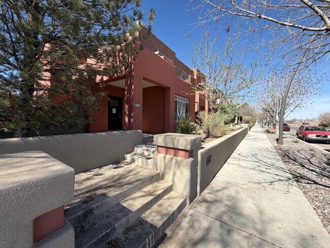 Photo - 3 Bedroom Town Home Near Rio Bravo Blvd SE & University Blvd SE In Mesa Del Sol!
