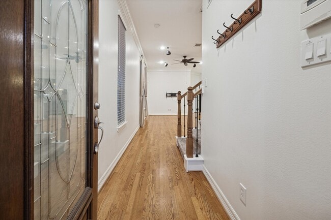 Photo - 3313 New Garden View Ln