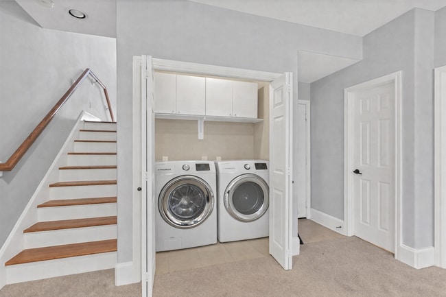 Photo - 1346 Studer St