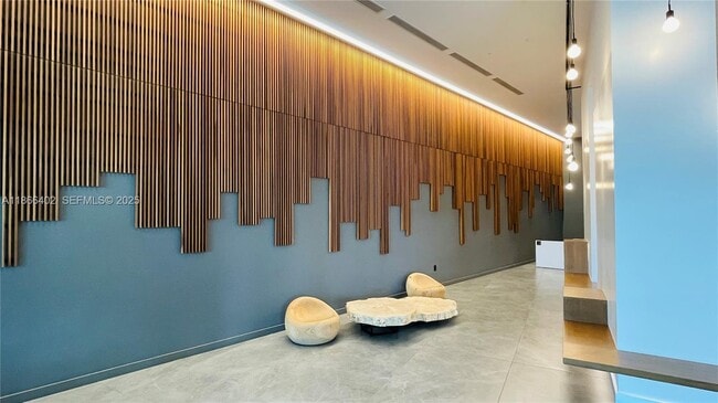 Building Photo - 350 S Miami Ave Unit 2611