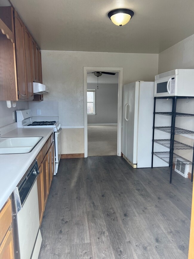 Photo - 1512 E Kiowa St