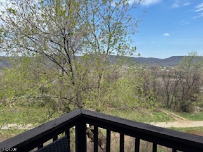 Photo - 5 Arapahoe Dr