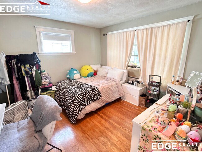Photo - 60 Litchfield St Condo Unit 2