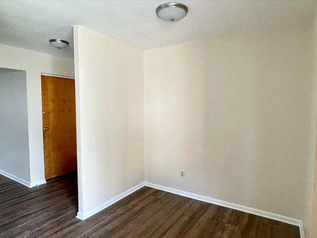 Photo - 526 Zahn Dr Unit 1