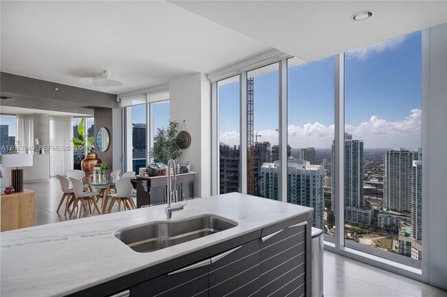Photo - 200 Biscayne Blvd Way Unit 4902