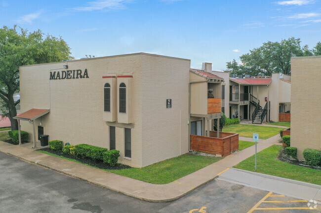 Madeira Apartments - Madeira Apartments