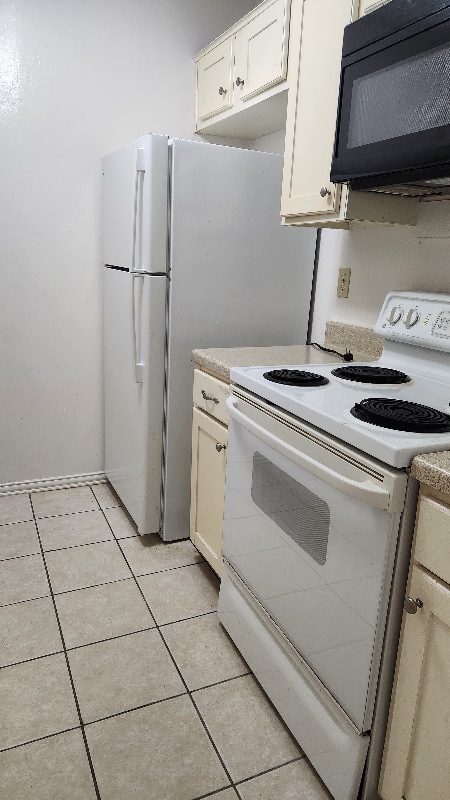 Photo - 2200 E Trinity Mls Rd Unit 315