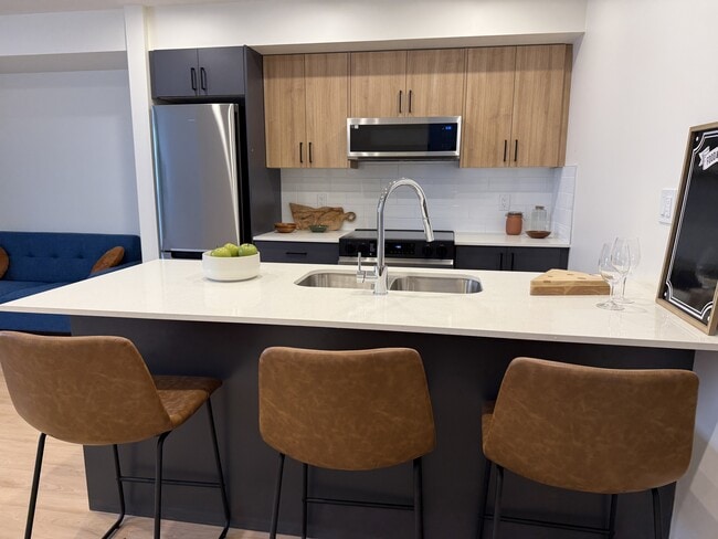 Photo - 8615-8108 108 St NW Unit 404