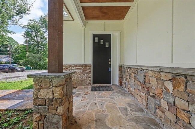 Photo - 2909 Jones Mill Rd