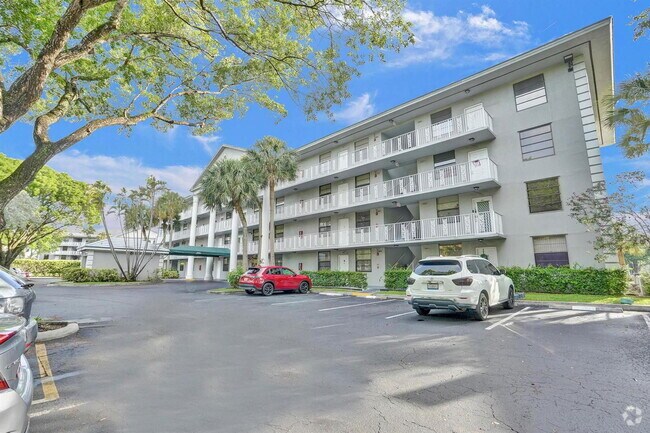 Building Photo - 1526 Whitehall Dr Unit 406 Rental