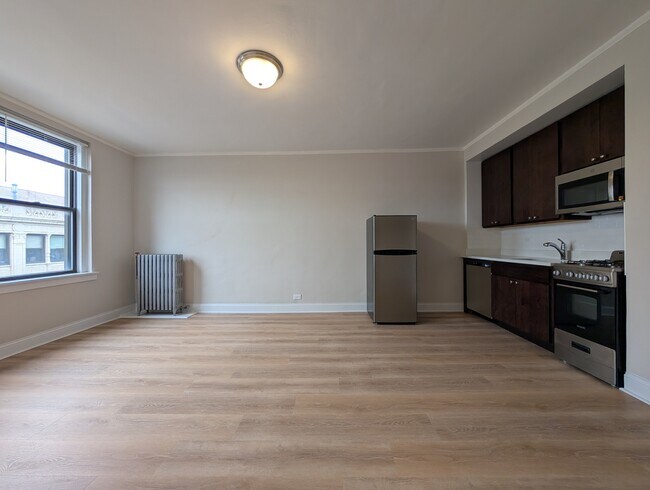 Photo - 3335 W Diversey Ave Unit 309