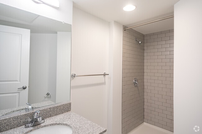 The Aurora Lights- 1BR, 1BA