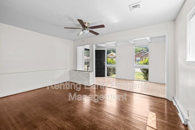 Photo - 6724 2nd Ave S