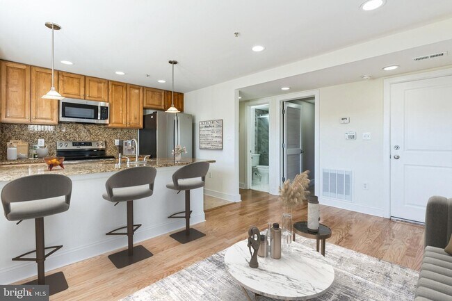 Photo - 1300 Belmont St NW