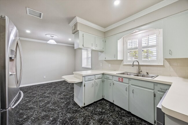 Photo - 2431 Willowby Dr