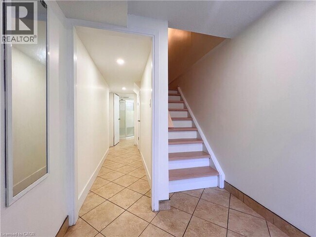 Photo - 223 Pioneer Dr