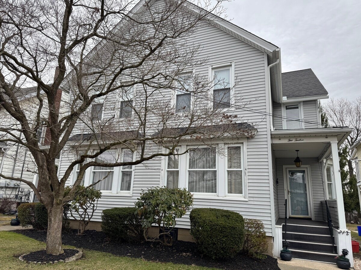 Photo - 212 N Sumner Ave