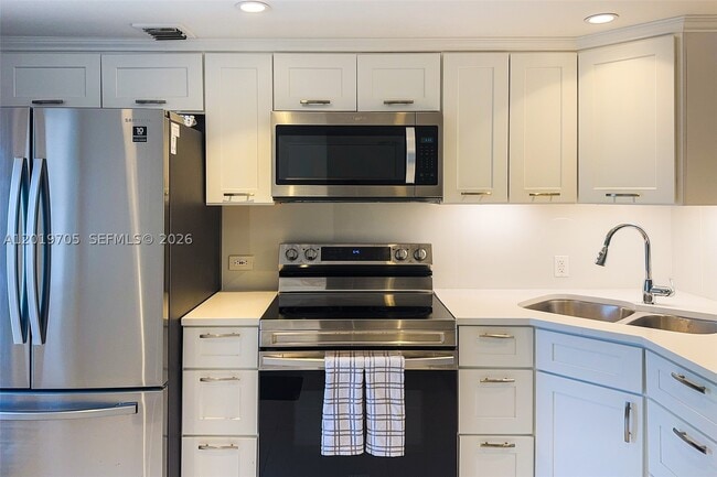 Photo - 3200 N Palm Aire Dr Unit 207