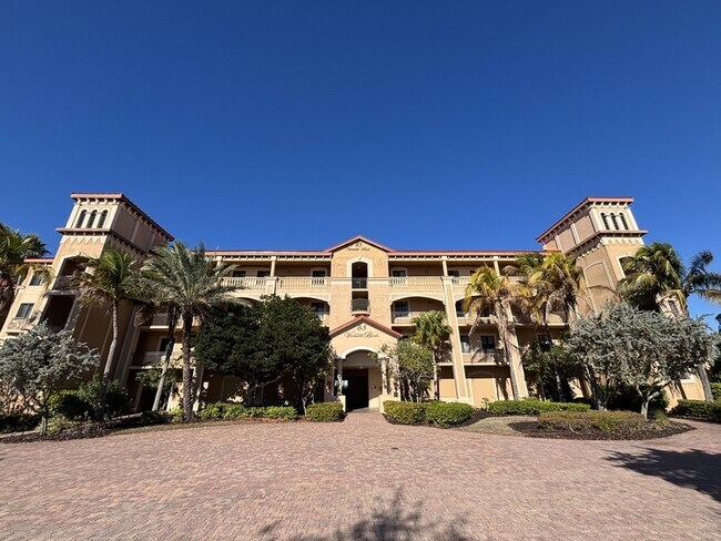 85 Vivante Blvd