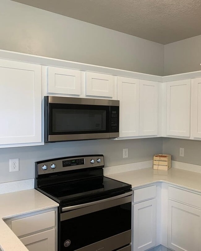 Photo - 1831 W Newcastle Ln Unit D202