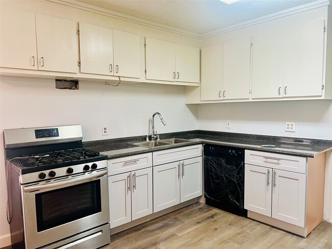 Building Photo - 7328 Bauman Rd