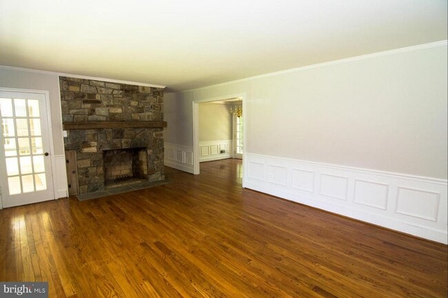 Photo - 6638 Holland St