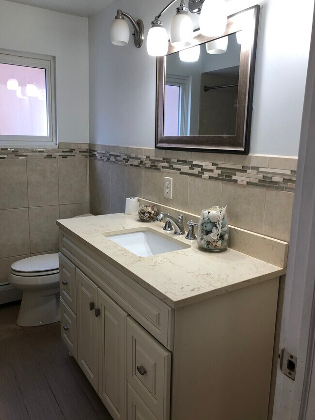 Photo - 3520 W 59th St Unidad #1