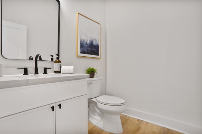 Photo - 73 Whitefoord Ave SE