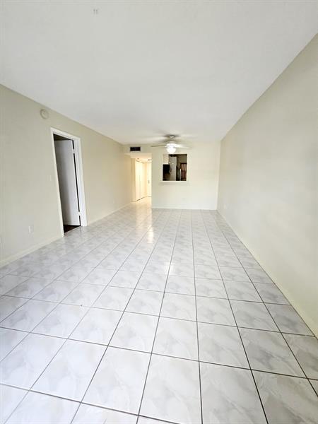 Photo - 4121 Stirling Rd Unit 206