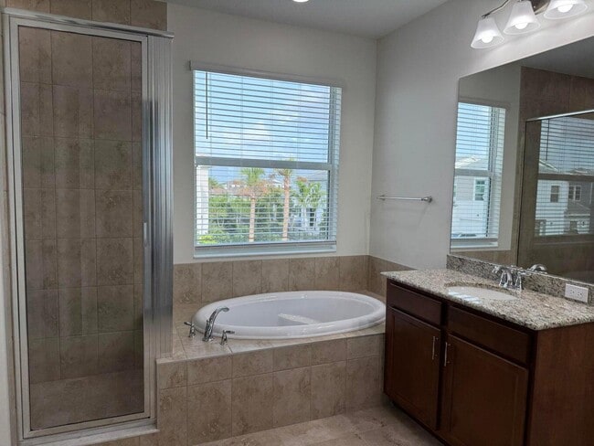 Photo - 16452 Millenium Ct